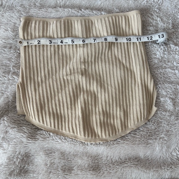 Beige Ribbed Two-Piece Set - Picture 5 of 7